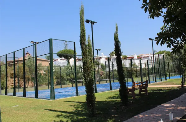 Finde die besten Padelhotels in Andalusien - Foto 2