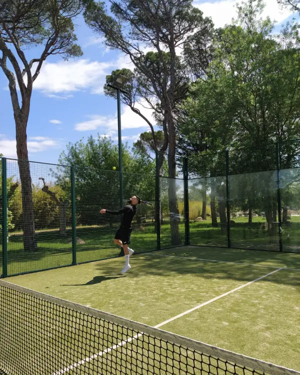 Terrain de padel : 1881 Hotel Balneario Vichy Catalan, Catalogne - photo 1