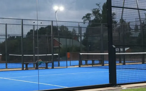 Terrain de padel : 360 Country Hotel, État-Libre - photo 1