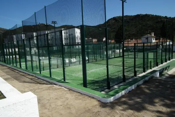 Pista de pádel en Agi Rescator Apartments, Cataluña - foto 1