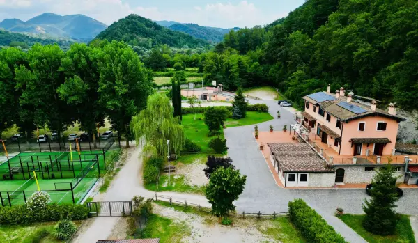 Agriturismo Gliu Greciu La Libellula, Agosta, Italy