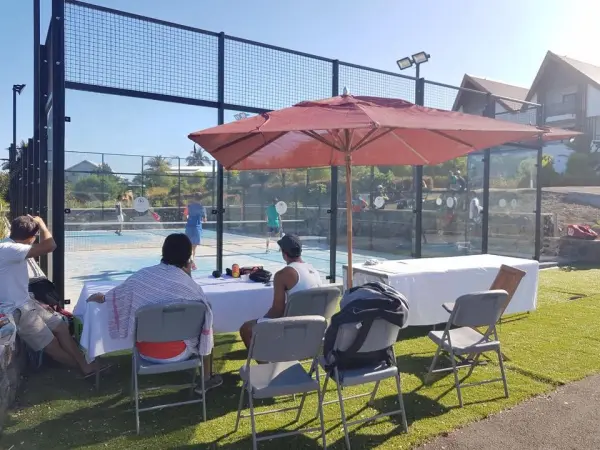 Terrain de padel : Akoya Hotel & Spa, Saint-Gilles-les-Bains - photo 3