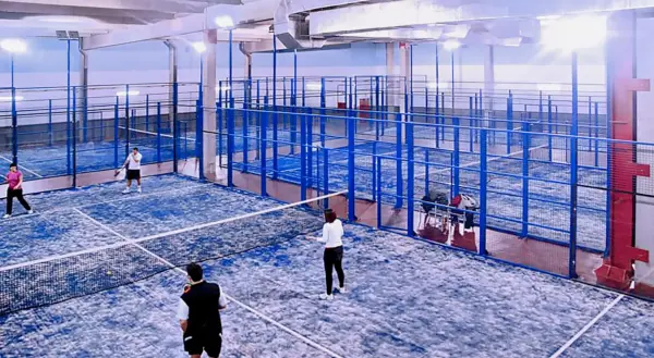 Pista de pádel en Alexandre FrontAir Congress, Cataluña - foto 1
