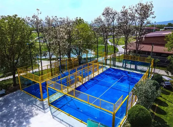 Padelplatz bei Ambassadori Kachreti, Kachetien - Foto 1