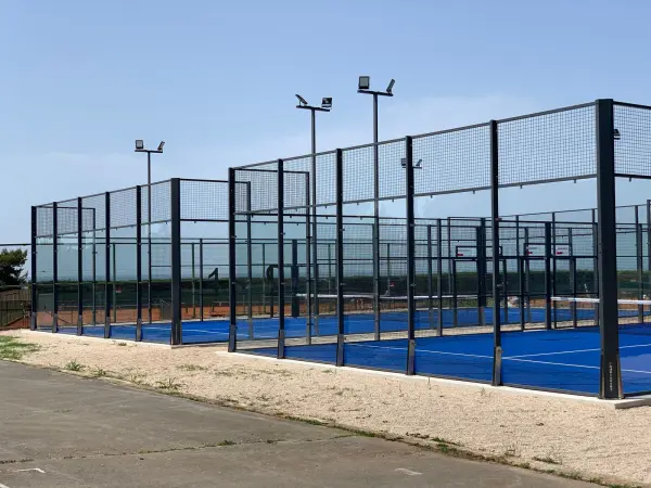 Padelplatz bei Aminess Vival Maestral Hotel, Novigrad - Foto 2