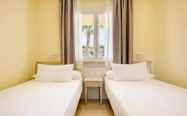 Aparthotel Ilunion Sancti Petri - Hotelfoto 2