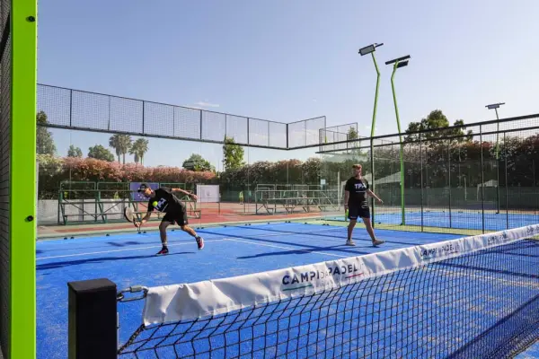 Terrain de padel : Apulia Hotel Forte Club, Scalea - photo 2