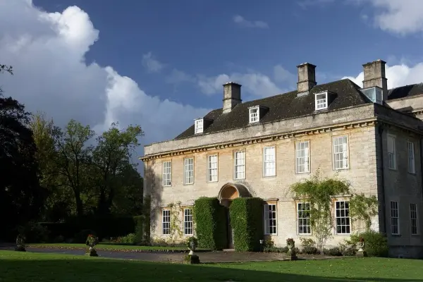 Babington House - hotel photo 1