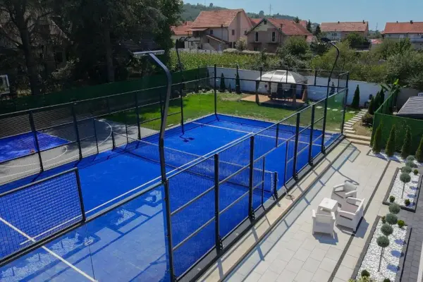 Pista de pádel en Barič Padel Villa, Barič - foto 2