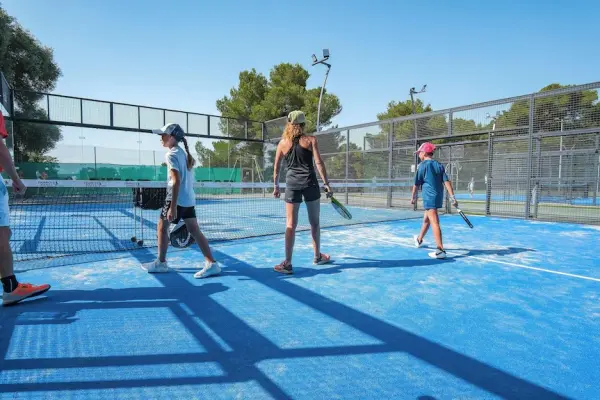 Padel court at Belambra Clubs Presqu'île De Giens - les Criques, Provence-Alpes-Côte d'Azur - photo 1