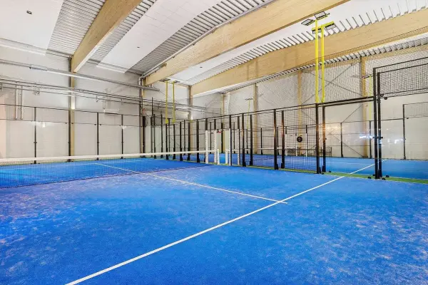 Terrain de padel : Best Western Hotel Norra Vattern, Örebro - photo 1