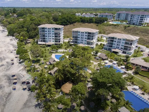 Bijao Beach Club & Residences - Hotelfoto 1