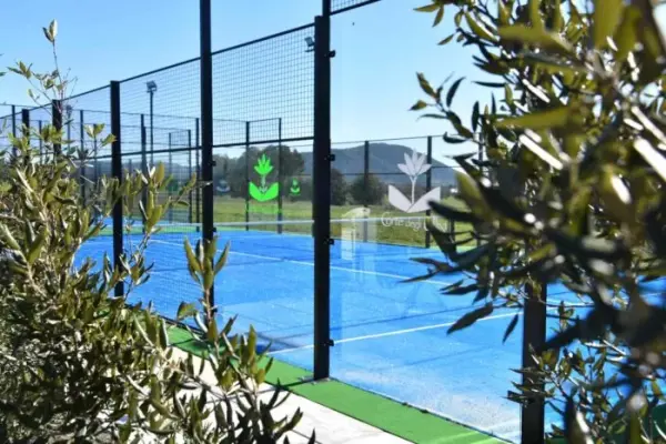 Padelplatz bei Bio Agriturismo Corte degli Ulivi, Terme di Roselle - Foto 2