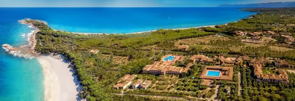 Cala Ginepro Hotels - hotel photo 1