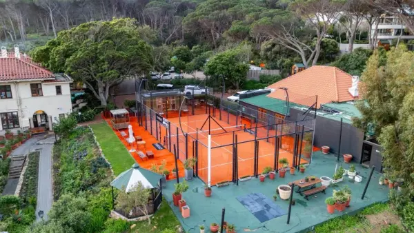 Padel court at Camps Bay Retreat Hotel, Western Cape - photo 1