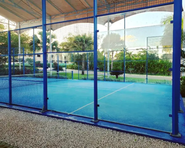 Padelplatz bei Cana Bay Racquet Club, Punta Cana - Foto 2