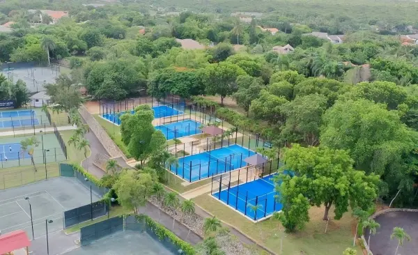 Terrain de padel : Casa de Campo Resort & Villas, La Romana - photo 1