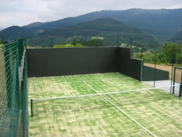 Padelplatz bei Casa Rural Garabilla, Baskenland - Foto 1