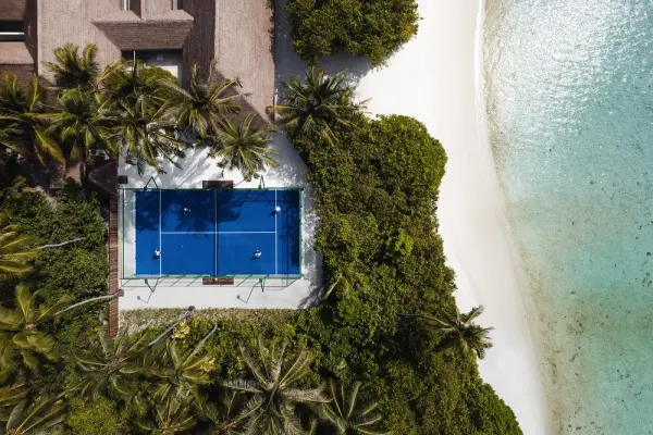 Padelplatz bei COMO Maalifushi, Thaa-Atoll - Foto 1