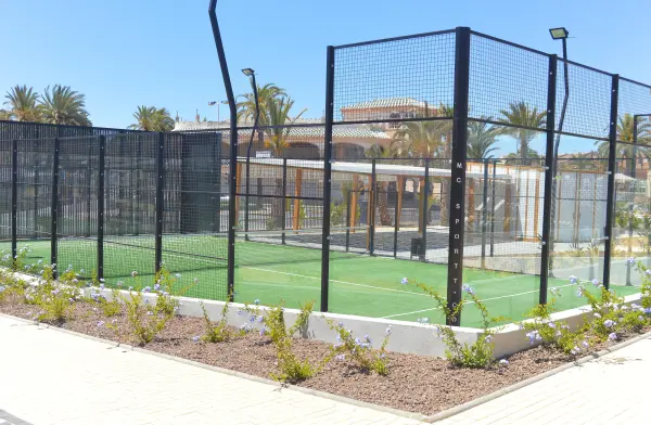 Padel court at Dos Playas - 30º hotels, Murcia - photo 1