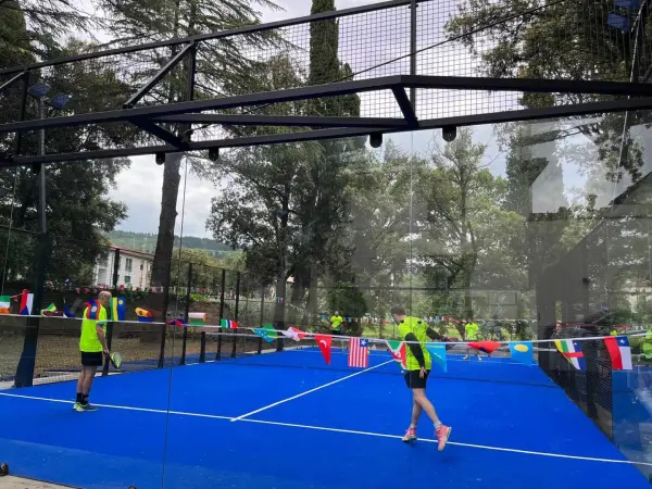 Pista de pádel en Fantastic Garden, Sesto Fiorentino - foto 2