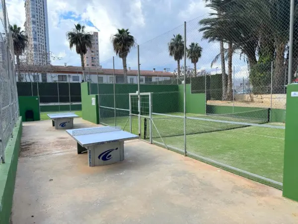 Pista de pádel en Gemelos 22-Fincas Benidorm, Comunidad Valenciana - foto 2