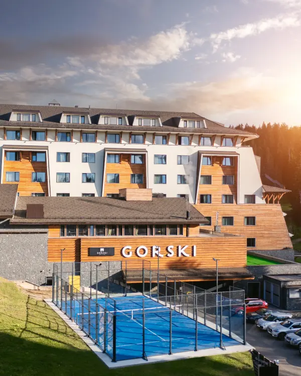 Padelplatz bei Gorski Hotel & Spa, Kopaonik - Foto 1