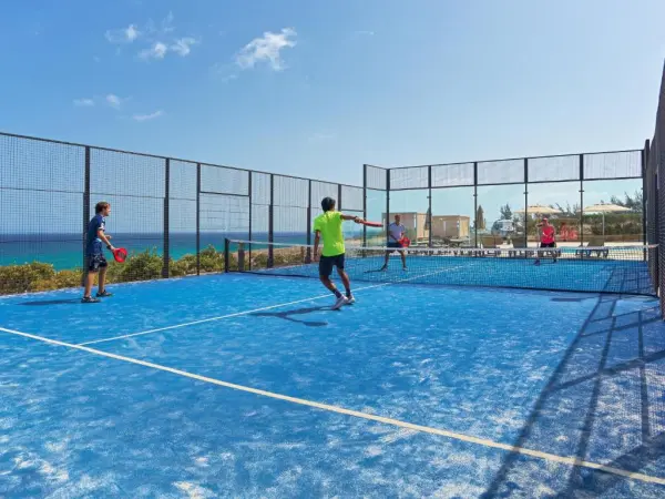 Terrain de padel : H10 Tindaya, Îles Canaries - photo 3