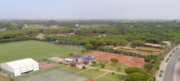 Terrain de padel : Hipotels Barrosa Palace, Andalousie - photo 1