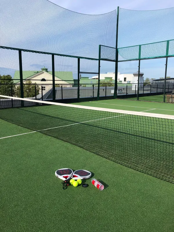 Padelplatz bei Holiday Club Saimaan Rauha, Südkarelien - Foto 2