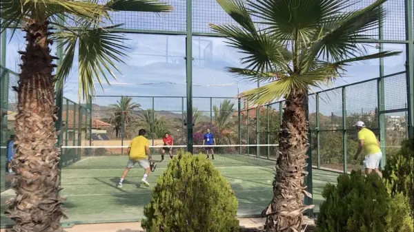 Padelplatz bei Hostel Águilas Isla del Fraile, Murcia - Foto 2