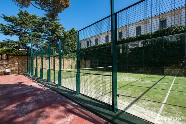 Pista de pádel en Hotel Alga, Cataluña - foto 2