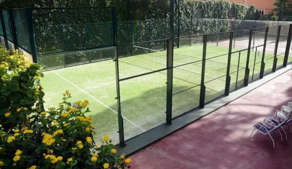 Pista de pádel en Hotel Alga, Cataluña - foto 3