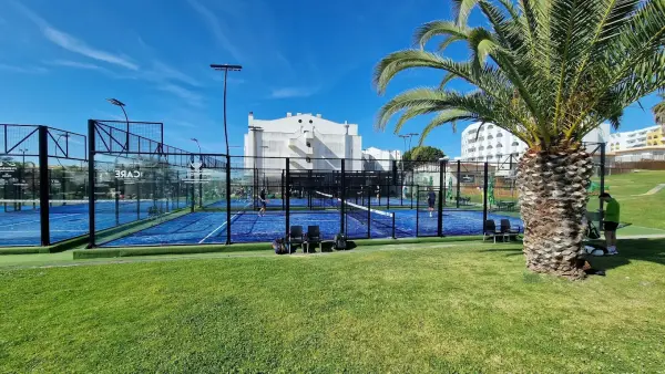 Padel court at Hotel Apartamento Paraiso De Albufeira, Algarve - photo 2
