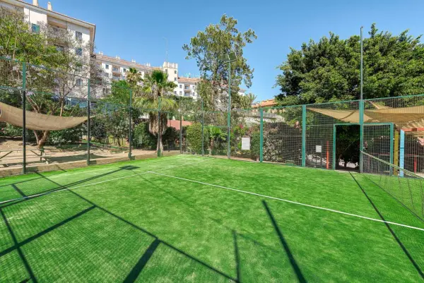 Padelplatz bei Hotel Benalmadena Palace, Andalusien - Foto 1