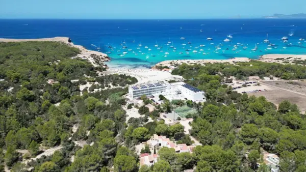 Hotel Cala Saona - hotel photo 1