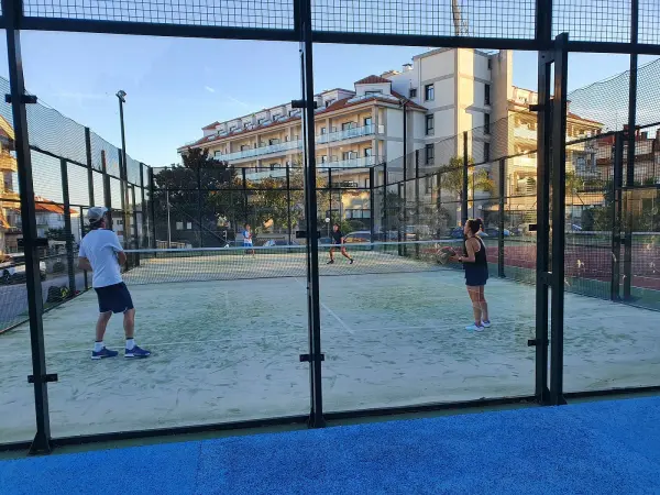 Terrain de padel : Hotel Carlos I Silgar, Galice - photo 1