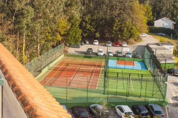 Terrain de padel : Hotel Carlos I Silgar, Galice - photo 2