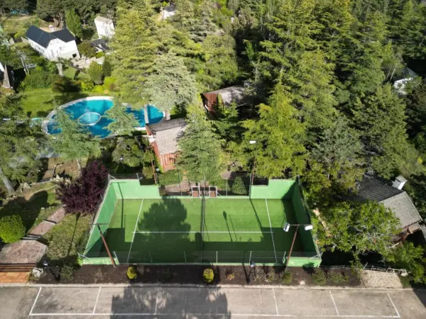 Terrain de padel : Hotel Hita "Nature Experience" for all, Madrid - photo 1