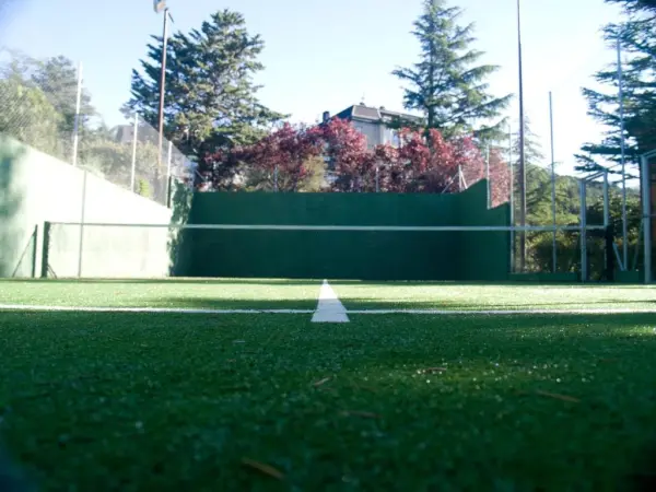 Terrain de padel : Hotel Hita "Nature Experience" for all, Madrid - photo 2
