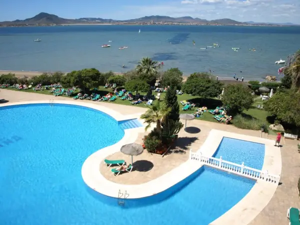 Hotel Izán Cavanna - hotel photo 2