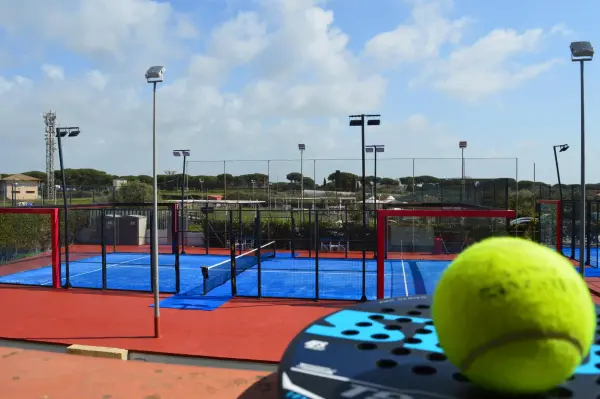 Padel court at Hotel Key Club, Montalto di Castro - photo 1