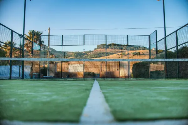 Terrain de padel : Hotel La Villoría, Andalousie - photo 1