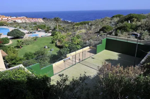 Terrain de padel : Hotel Las Olas, Îles Canaries - photo 1
