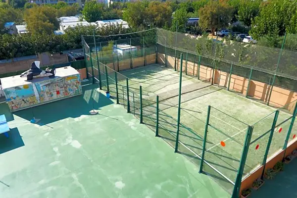 Padelplatz bei Hotel Nautilus, Katalonien - Foto 2