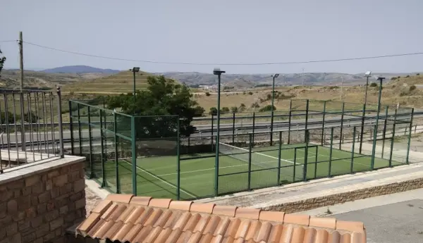 Padelplatz bei Hotel Palacio Ivan Tarin, Aragonien - Foto 3