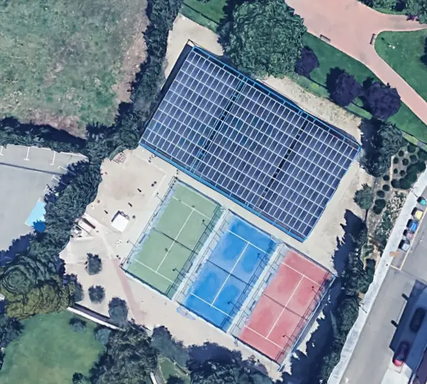 Terrain de padel : Hotel PAX Guadalajara, Guadalajara - photo 4