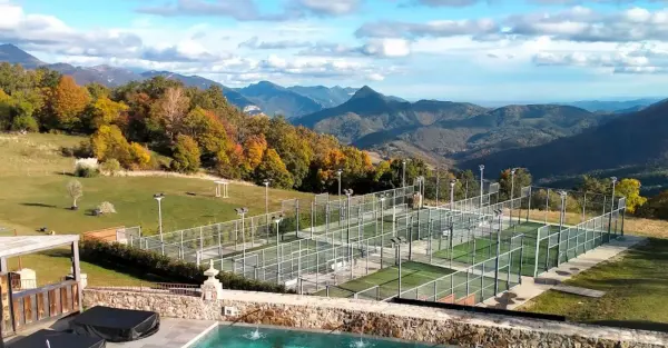 Pista de pádel en Hotel Puig Francó, Cataluña - foto 1