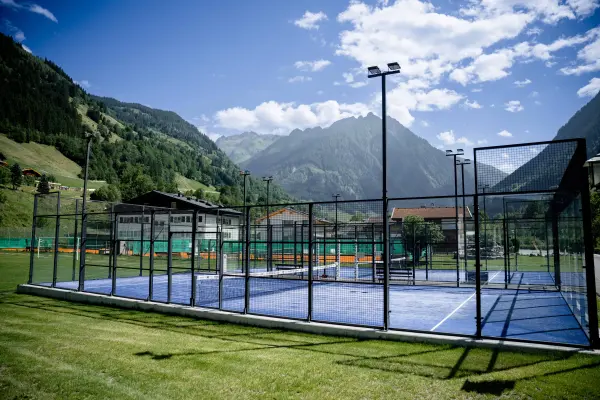 Terrain de padel : Hotel Römerhof, Salzbourg - photo 2