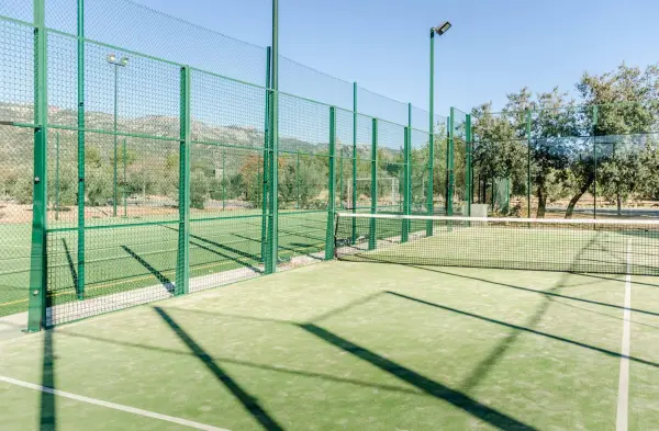 Terrain de padel : Hotel Rural Los Nogales, Andalousie - photo 1